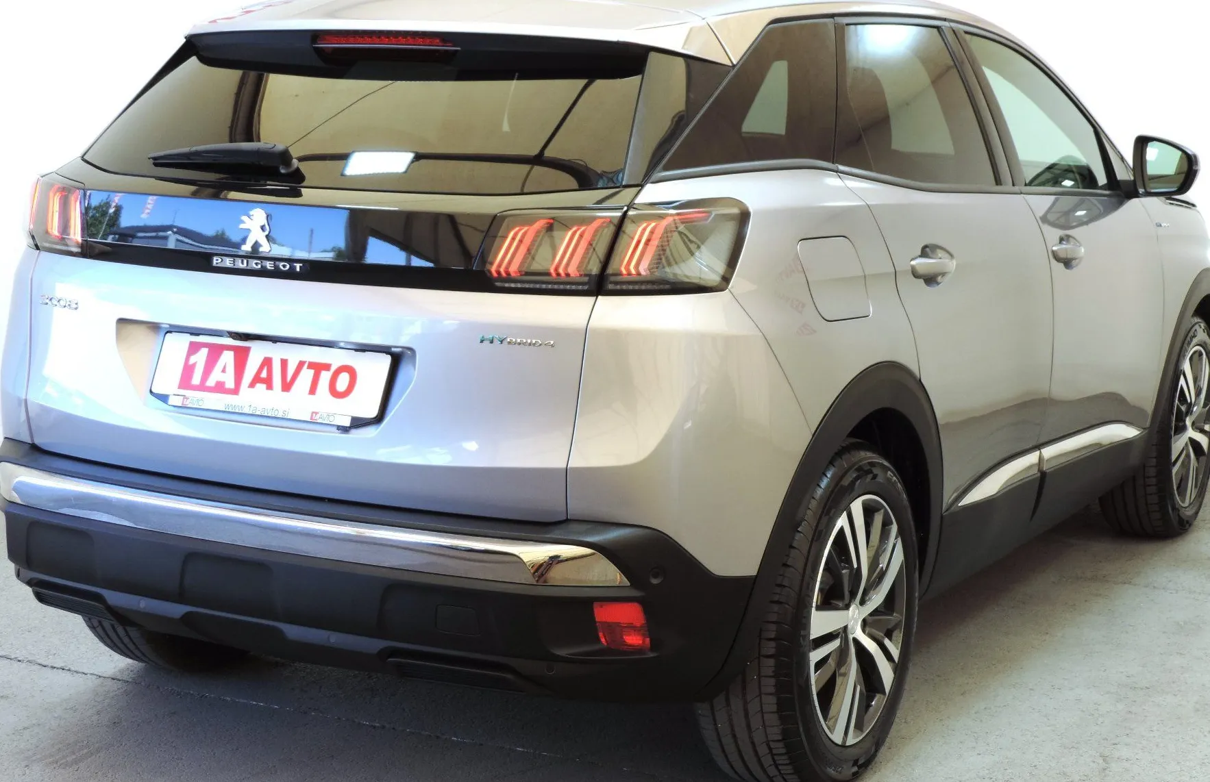 Zunanja slika - Peugeot 3008 - PHEV4 300 Allure Pack Avt. PRIKLJUČNI HYBRID - 5
