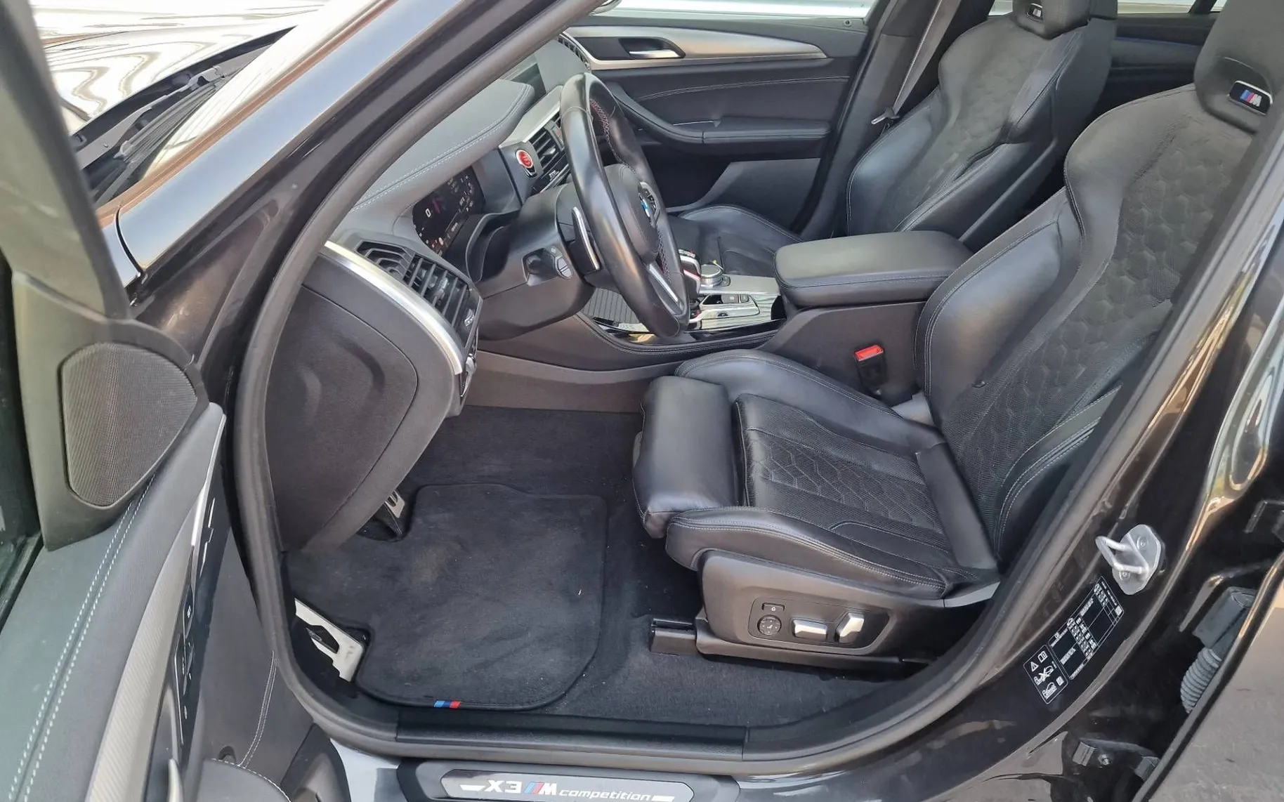Notranja slika - BMW serija X3: - M COMPETITON KOT NOV PANORAMA-21COL ... - 7