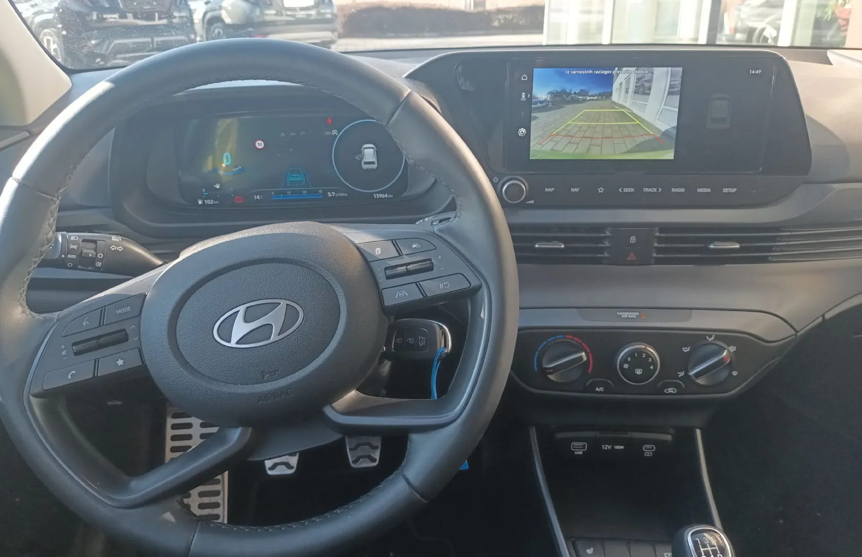 Zunanja slika - Hyundai Bayon - 1.2 MPI COMFORT.WINT.RG SLUŽBENO VOZILO - 6