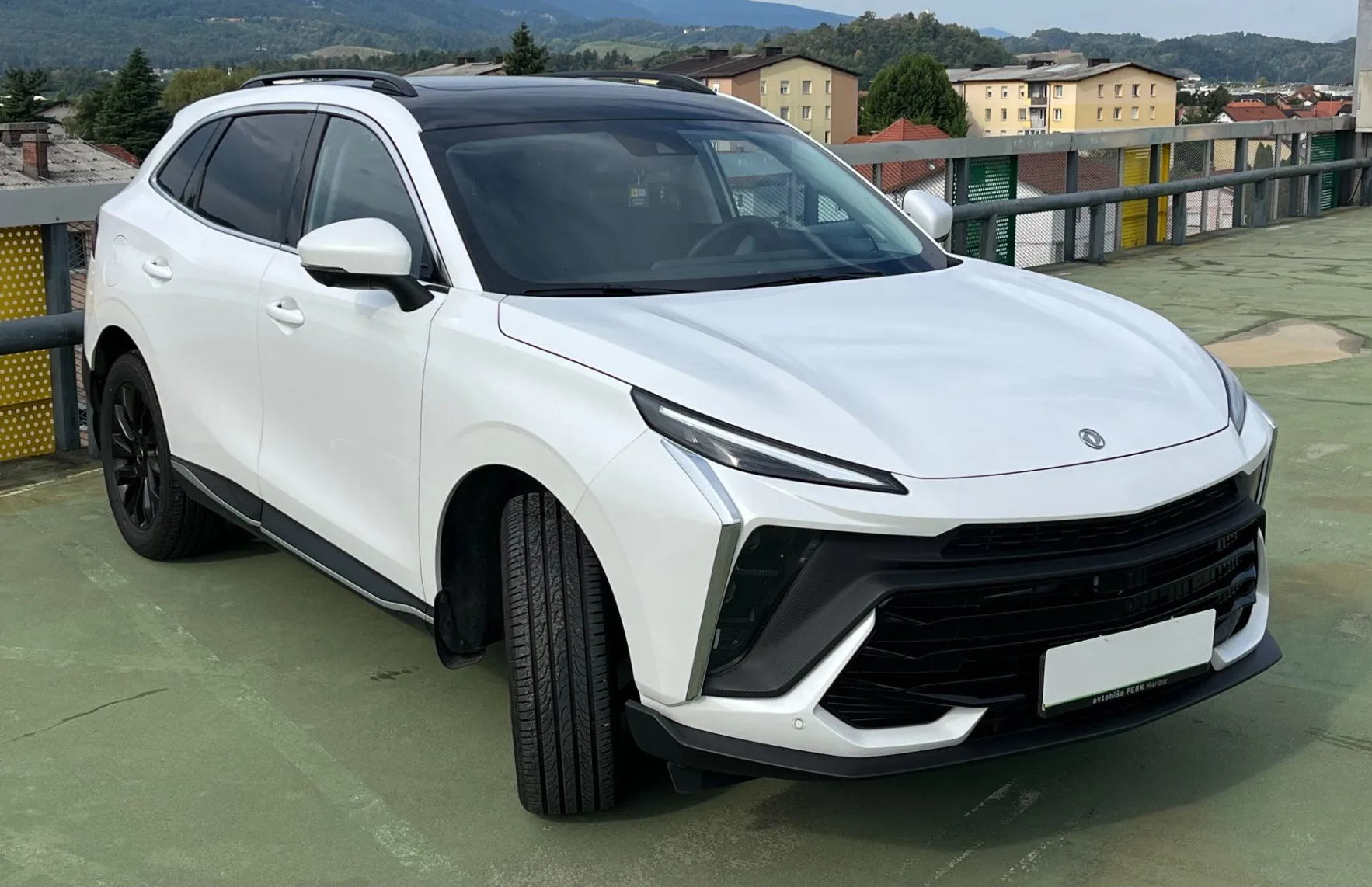 Zunanja slika - Forthing Forthing T5 EVO - T5 Evo Luxury LED.360° POGLED.2XPDC.MASAŽNI SED. - 3