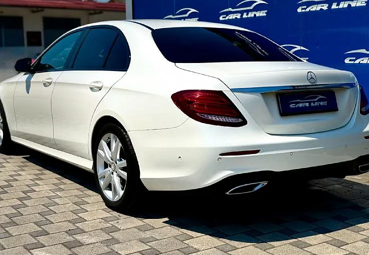 Zunanja slika - Mercedes-Benz E-Razred - E 220 d AMG Line Avt. - 6