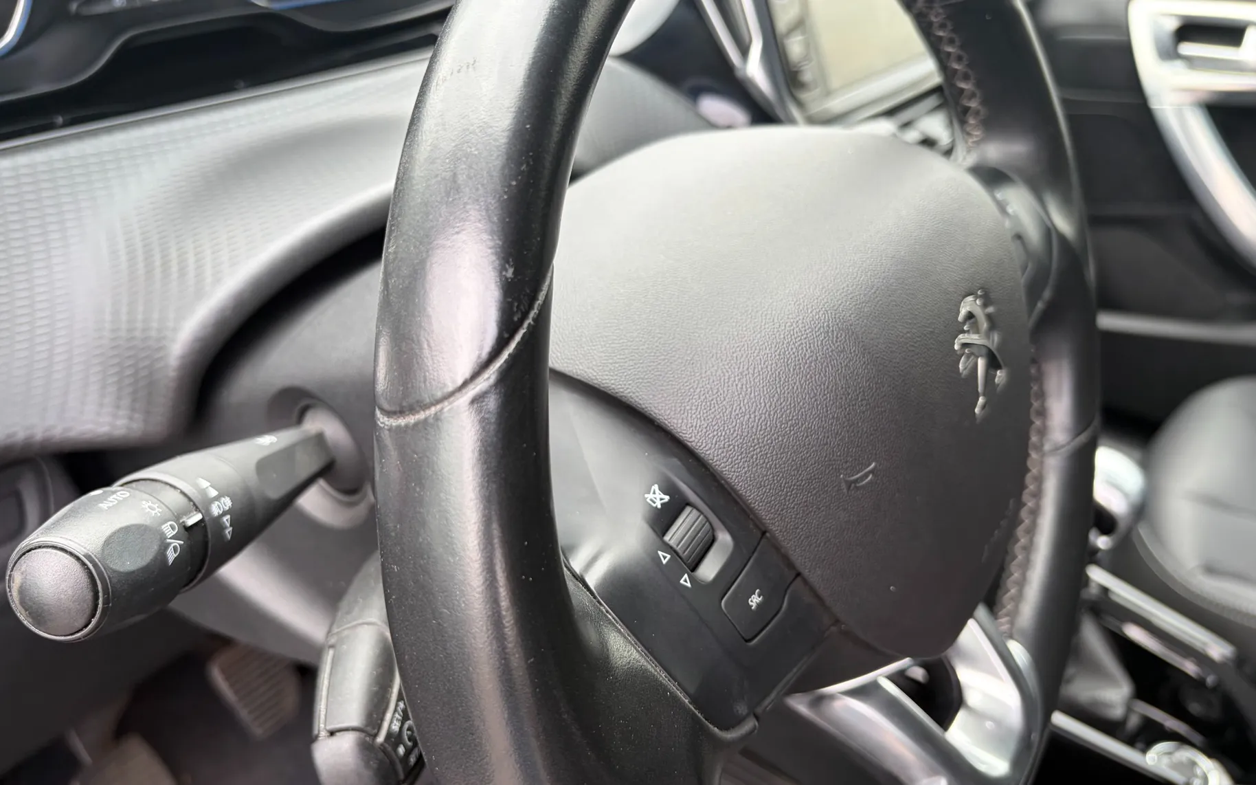 Zunanja slika - Peugeot 2008 - 1,2 PureTech 130 S&S Style - 13