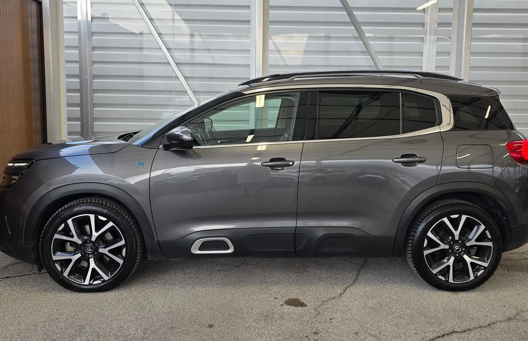Zunanja slika - Citroën C5 Aircross - Shine Hybrid - LED - PANO - USNJE - KAMERA... - 6