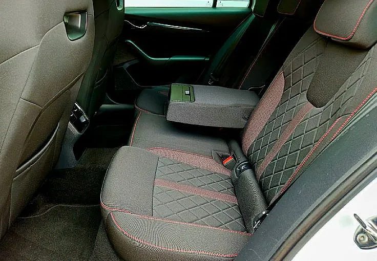 Zunanja slika - Škoda Octavia - 2.0 TDI RS DSG+ALU19+MATRIX+ACC+HEADUP+KLJUKA - 8