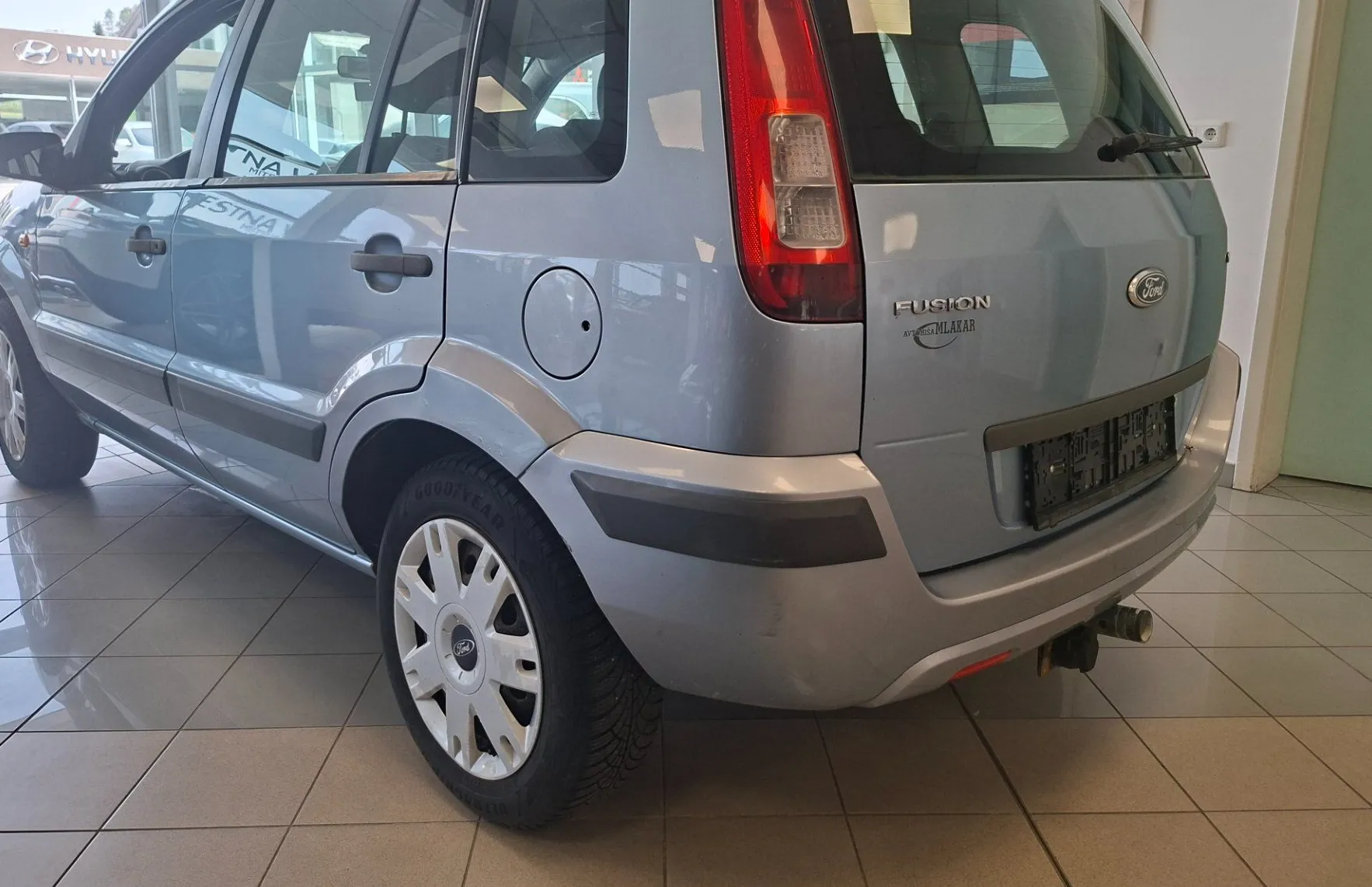 Zunanja slika - Ford Fusion - Comfort 1.4 TDCi - 3