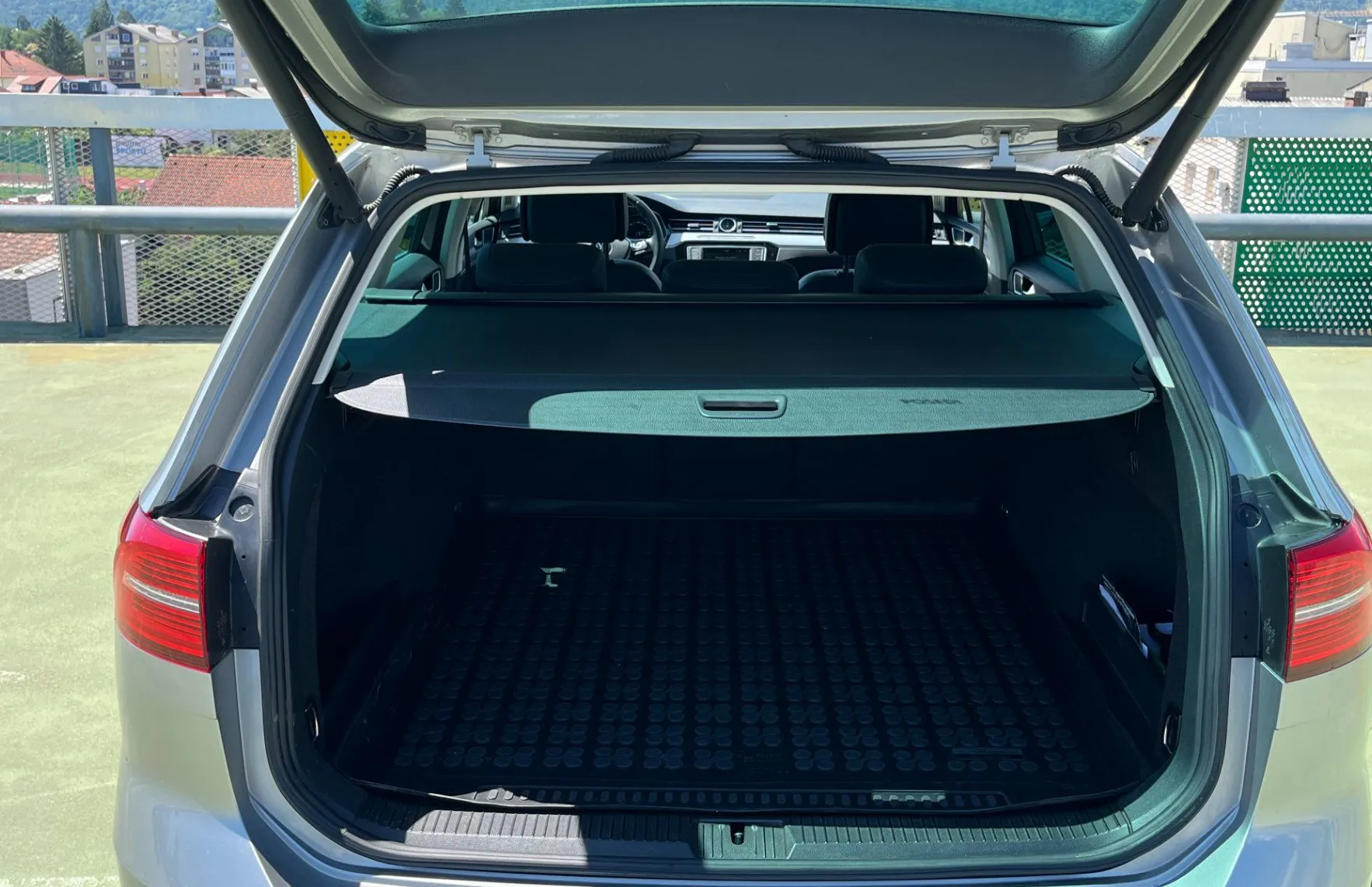 Zunanja slika - VW Passat - Variant 2.0 TDI BMT Highline DSG.DYNA. LED.ACC.MASAŽ. - 7