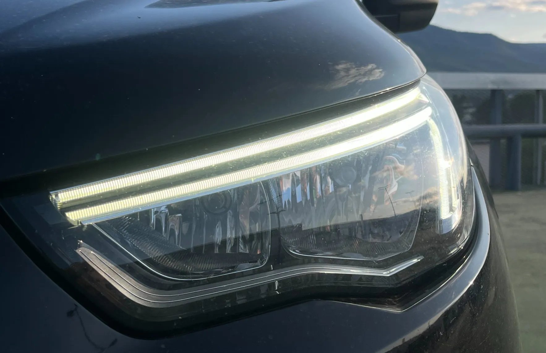 Zunanja slika - Opel Grandland X - 1.5 CDTI Design Line.96 KW.DIZEL.111.000 KM - 4