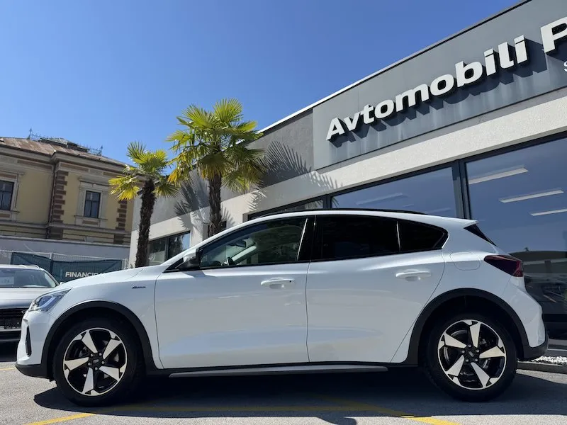 Zunanja slika - Ford Focus - 1.0 EcoBoost 125KM mHEV AVT ACTIVE FULL LED NAVI - 4
