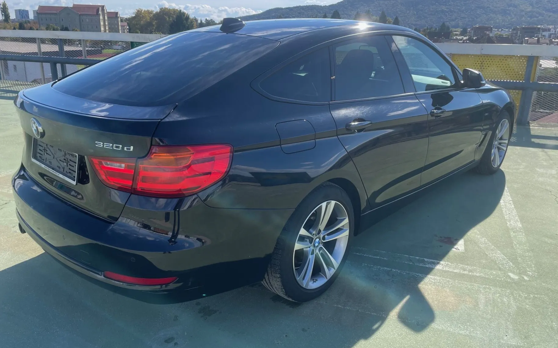 Zunanja slika - BMW Serija 3 - Gran Turismo: 320d SPORT LINE NAVI.XSENON.PDC. OGR. SEDE - 6