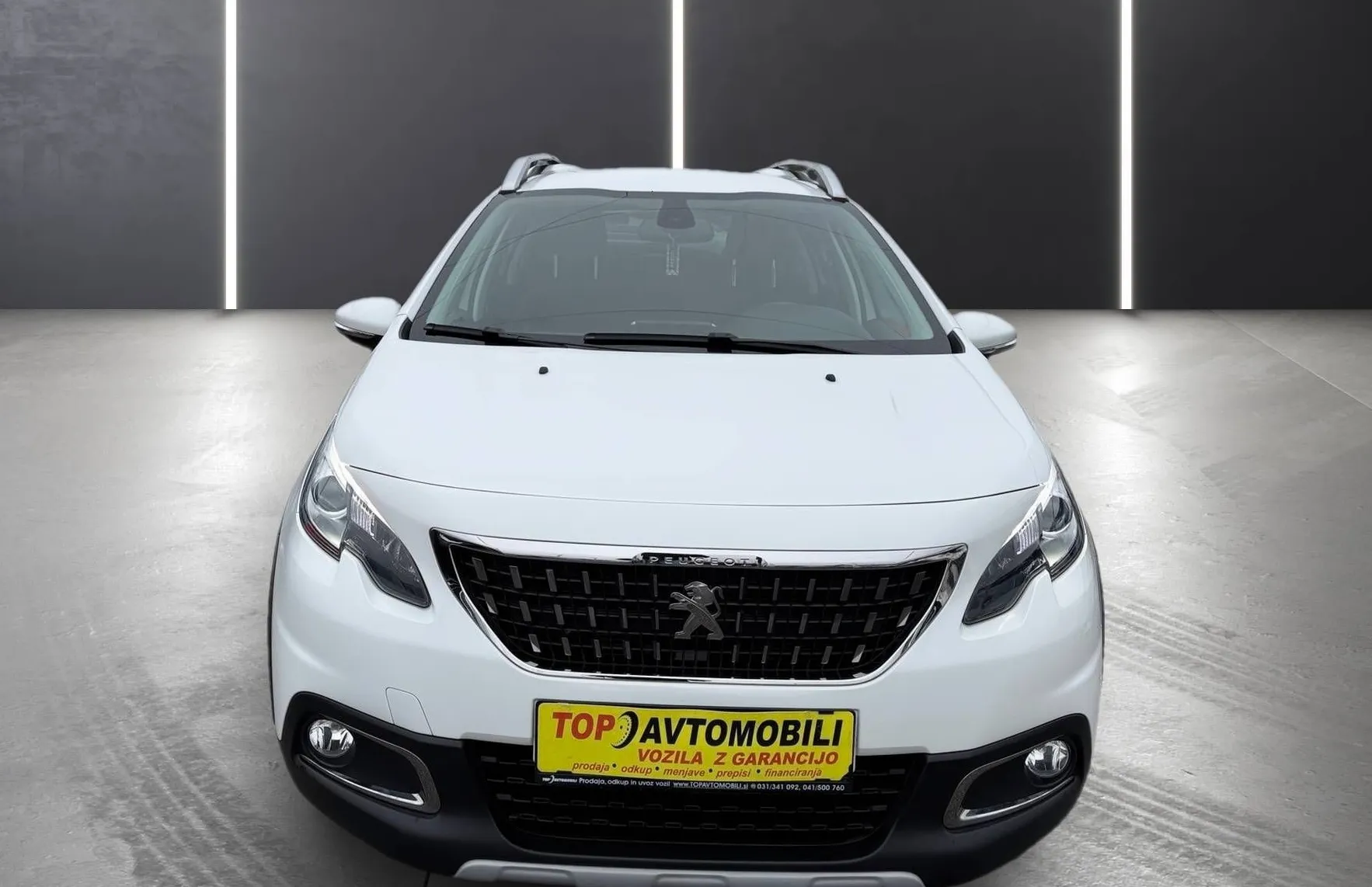 Zunanja slika - Peugeot 2008 - 1.2 PureTech SLOVENSKI 1.LASTNIK BI-XENON NAVI P - 11
