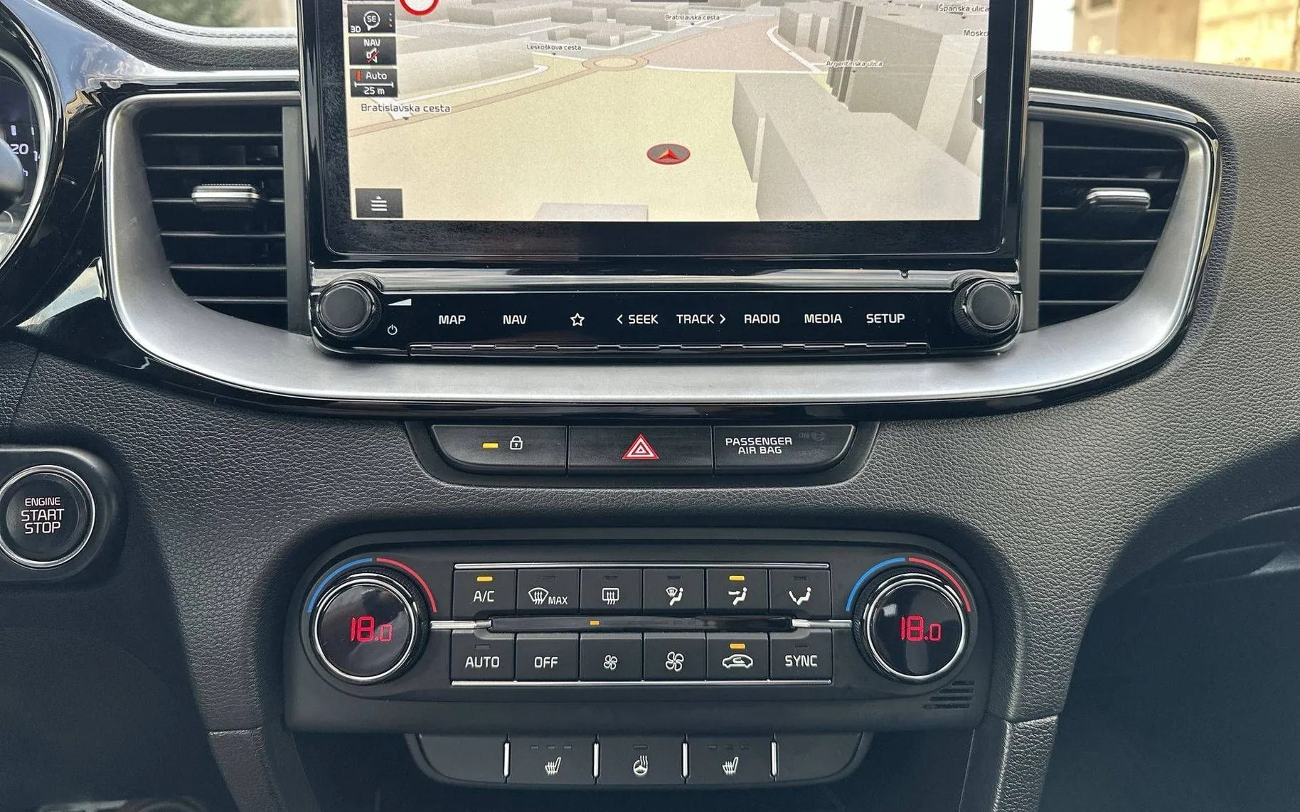 Notranja slika - KIA Proceed - 1.6 CRDI GT-LINE 7DCT - 18