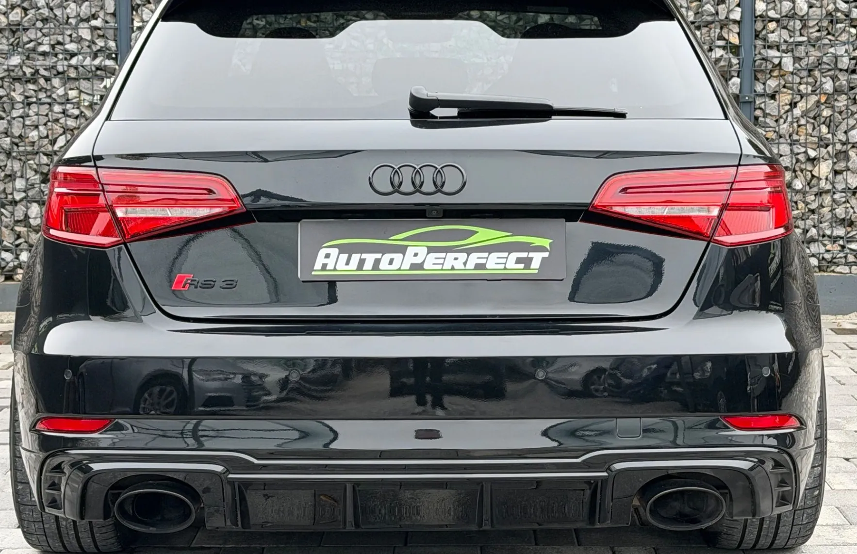 Zunanja slika - Audi S3 - R Sportback quattro 2.5 TFSI S tronic |DAZ|RS SPORT| - 5