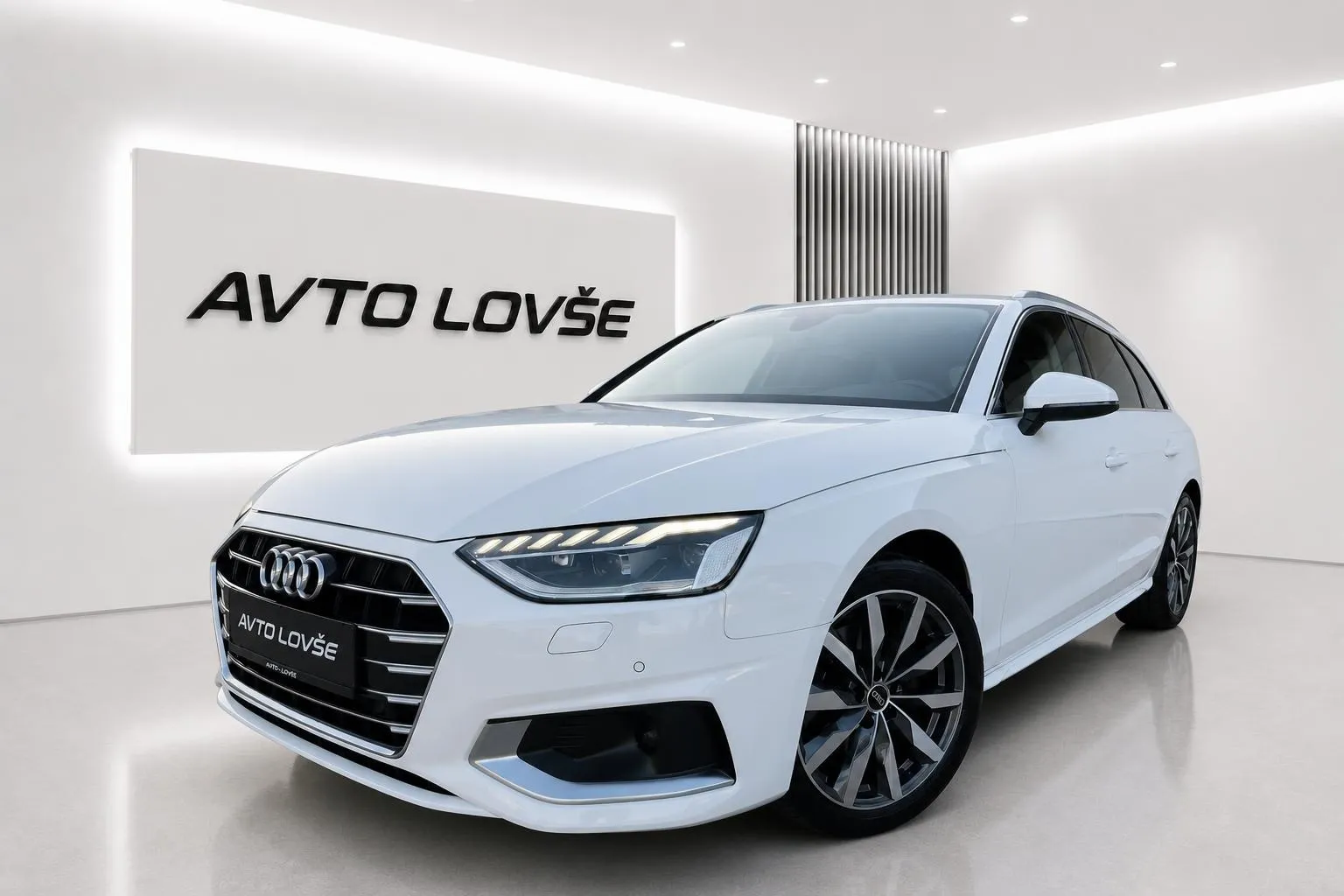 Zunanja slika - Audi A4 Avant - 35 TDI S tronic-1 LASTNICA-VIRTUAL-MATRIX-KLJUKA - 1