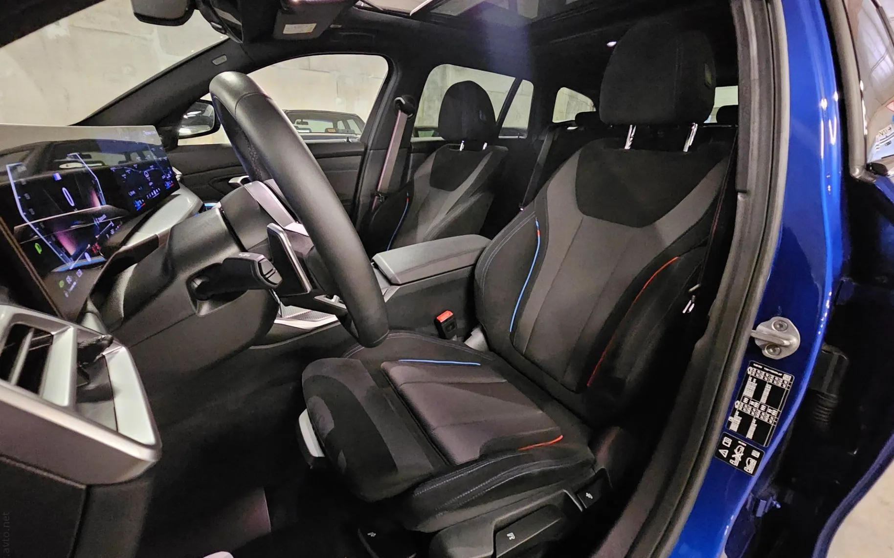 Notranja slika - BMW serija 3 Touring: - serija 3  320d xDrive |M-OPTIC|PANO|3D-KAM|RADAR| - 8