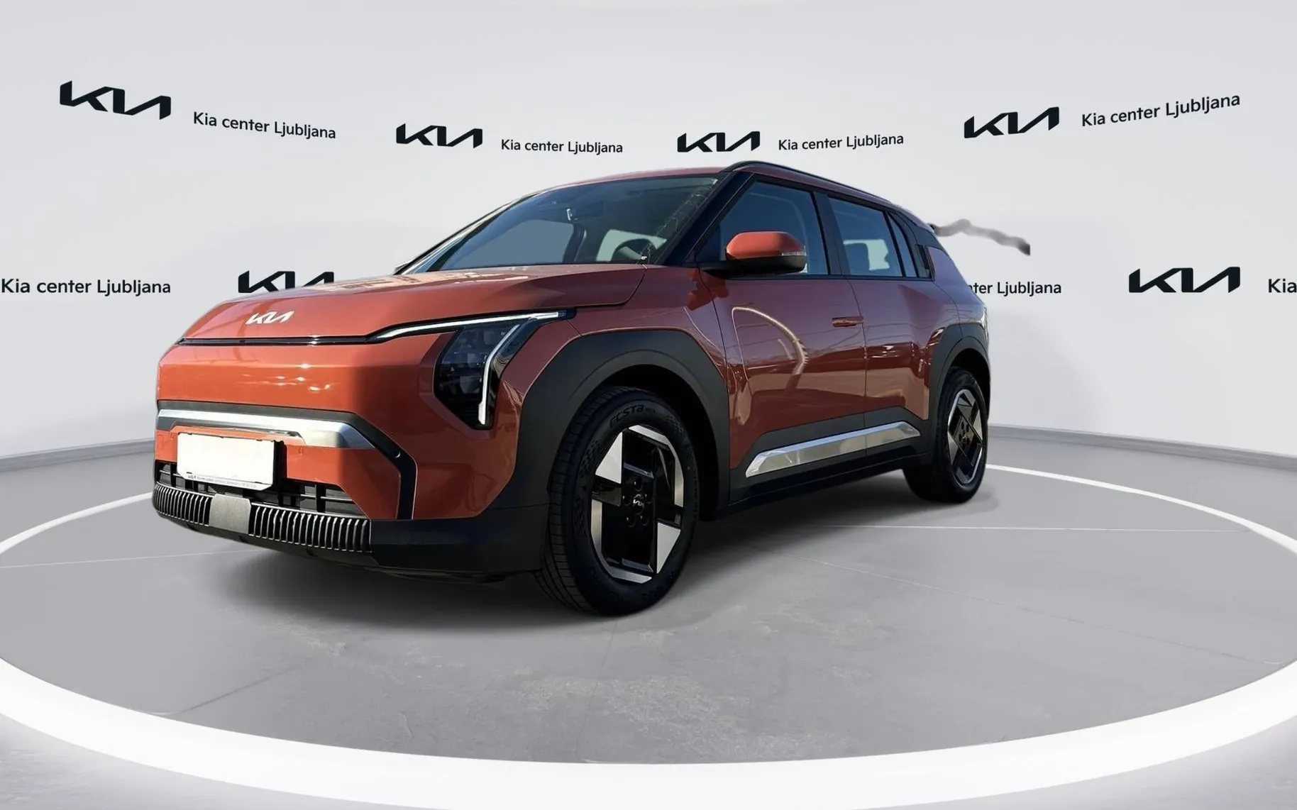 Zunanja slika - KIA EV3 - Star 58.3 kWh baterija - 1