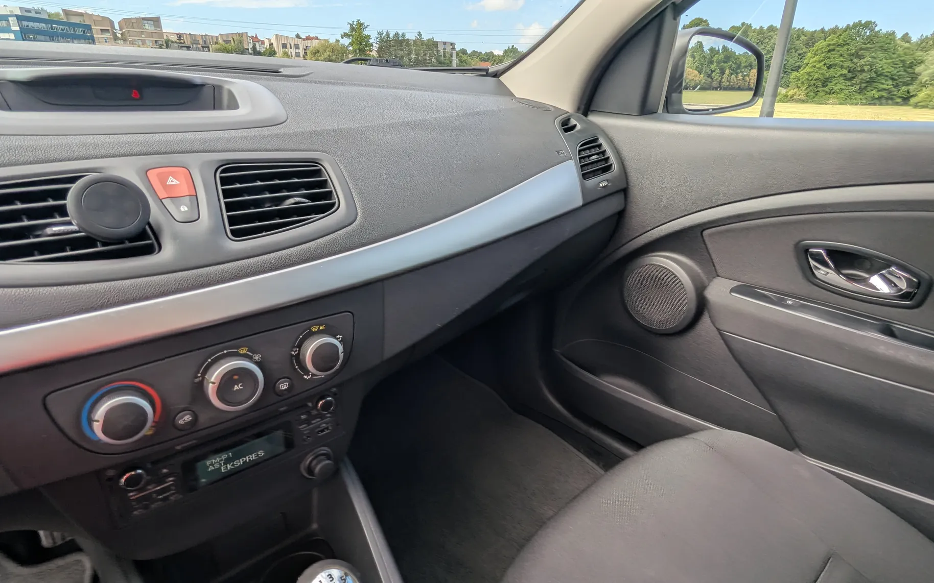 Notranja slika - Renault Mégane - Berline dCi 95 Generation - 16