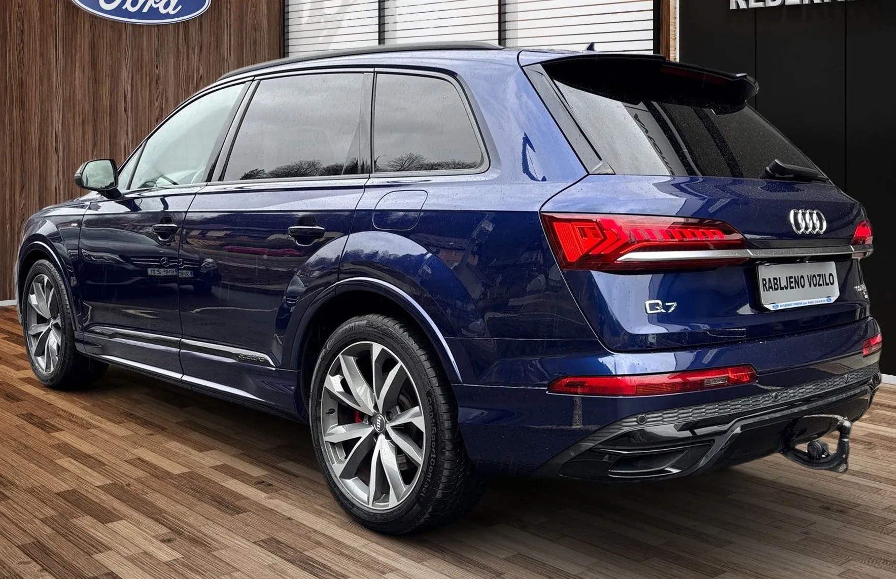 Zunanja slika - Audi Q7 - 60 TFSI e QUATTRO 3.0 V6 456 PS 3XS-Line-SOH 97.2 - 5
