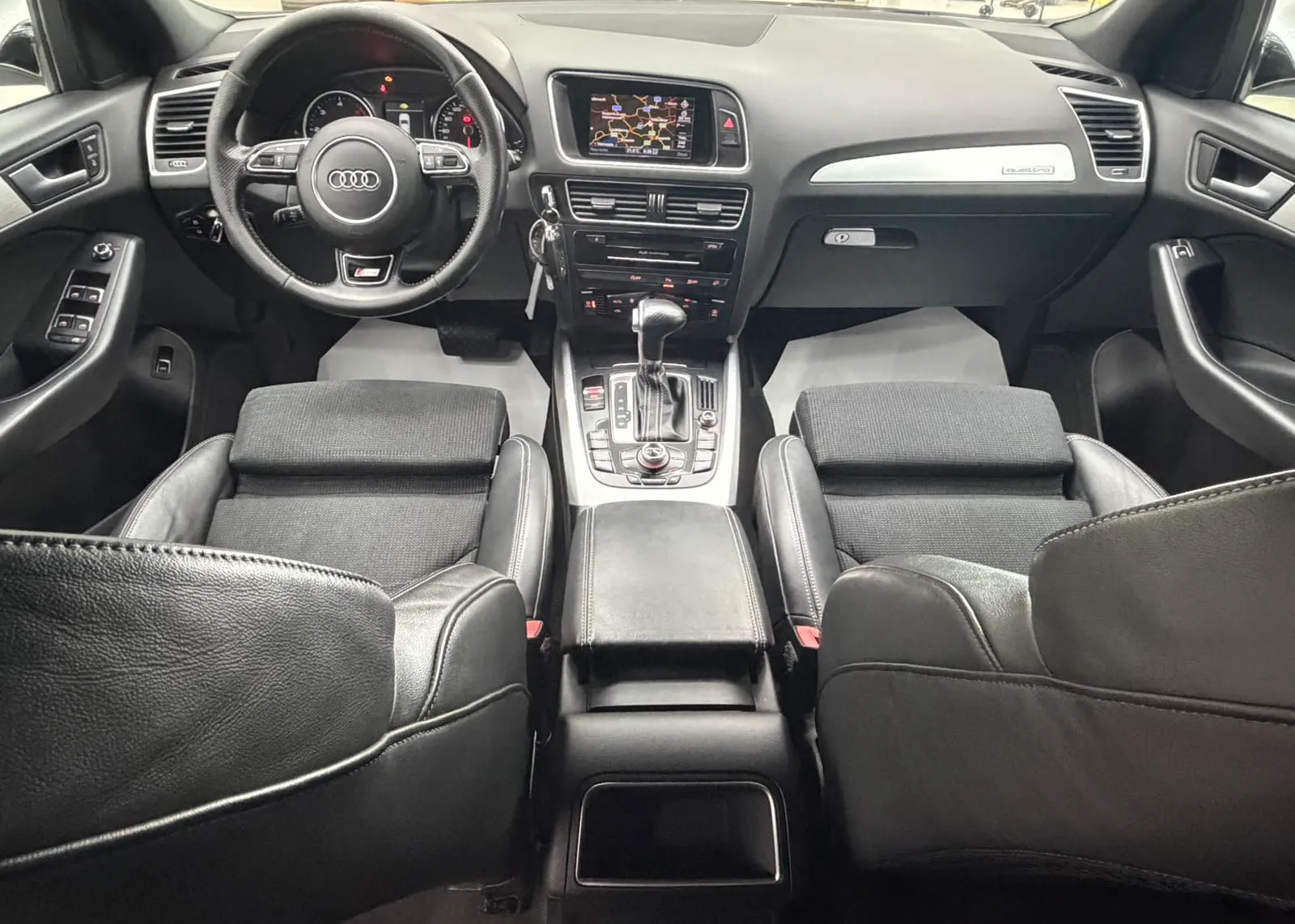 Zunanja slika - Audi Q5 - quattro 2,0 TDI clean diesel S-tronic - 4