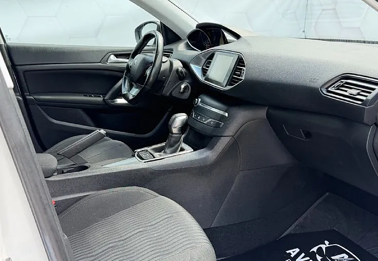 Zunanja slika - Peugeot 308 - 1.6 HDI avt. - LED - PDC - NAVI - ALU16 - 9