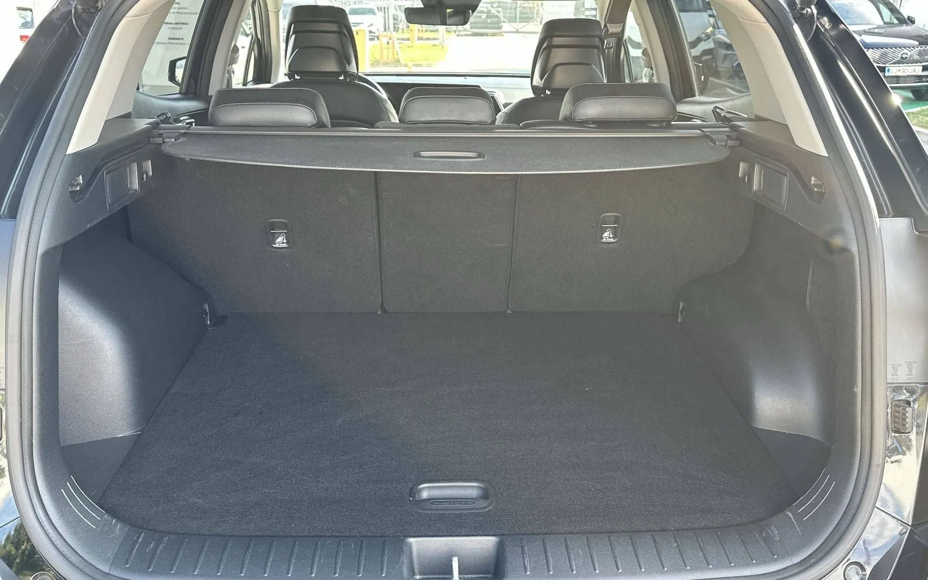 Notranja slika - KIA Sportage - 1.6 T-GDI MHEV EX Style ISG DCT - 12