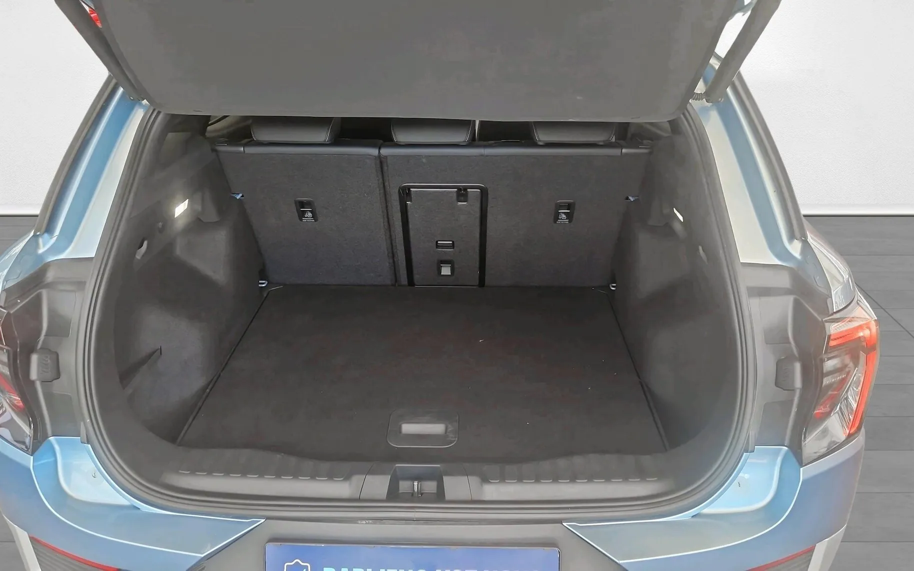 Zunanja slika - Ford Explorer - PREMIUM 286KM 77KW-SLO-360o-RADAR-BLISS-KLJUKA - 8
