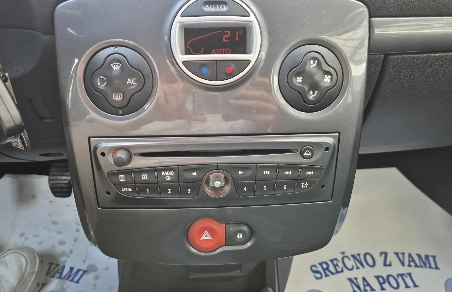 Zunanja slika - Renault Clio - DYNAMIQUE Grandtour 1.2 101PS M5 16V-SLO-1.LASTNIK - 12
