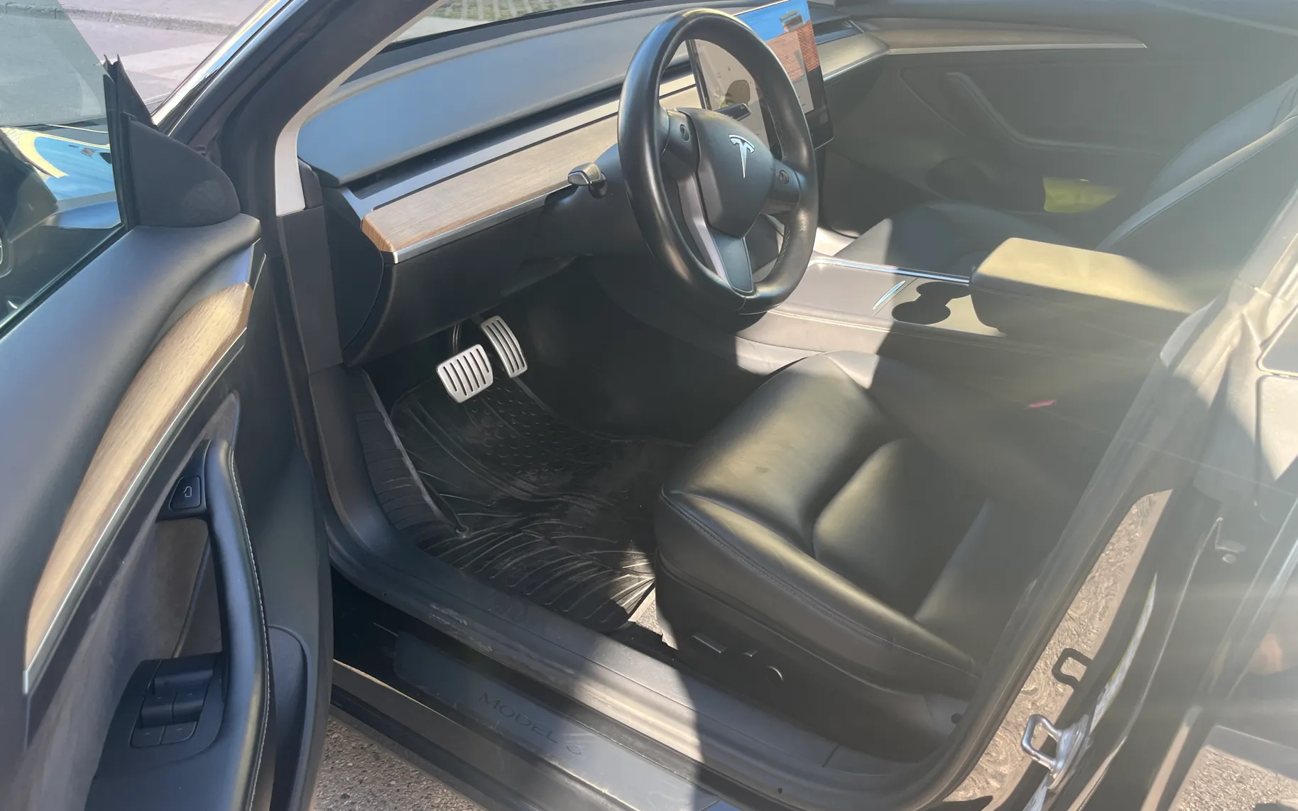 Notranja slika - Tesla Model 3 - 3D3 / 3D1 - 15