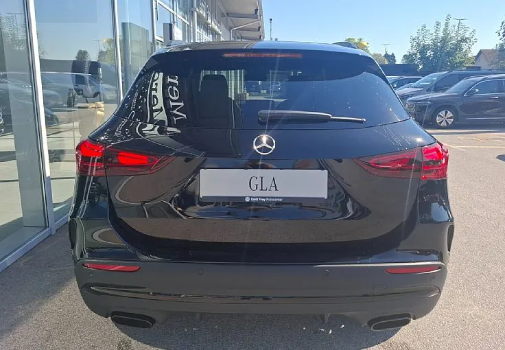 Zunanja slika - Mercedes-Benz GLA-Razred - GLA 180 AMG Line Avt. - 4