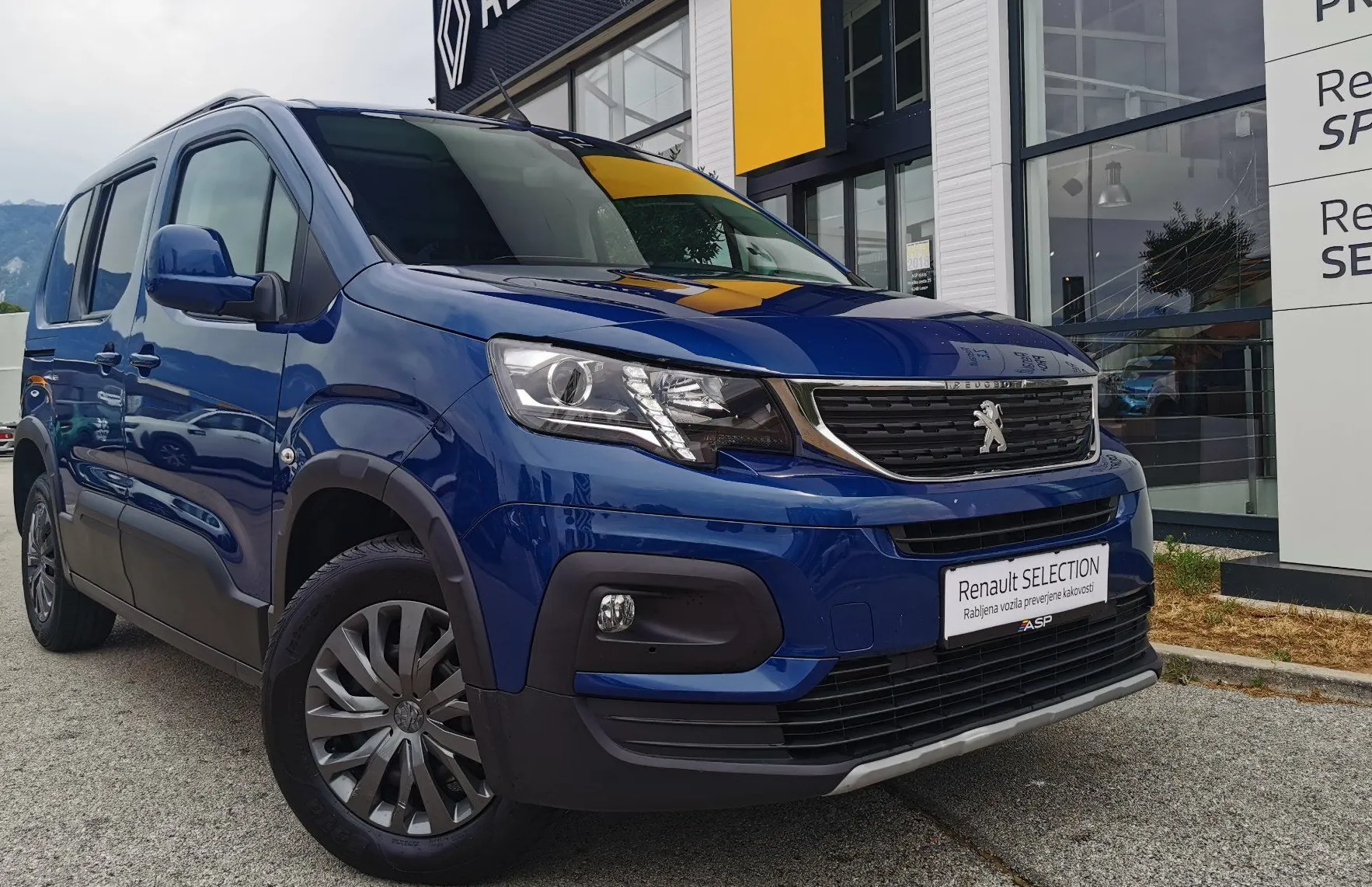Zunanja slika - Peugeot Rifter - 1.5 HDi L1 AUT. - 1