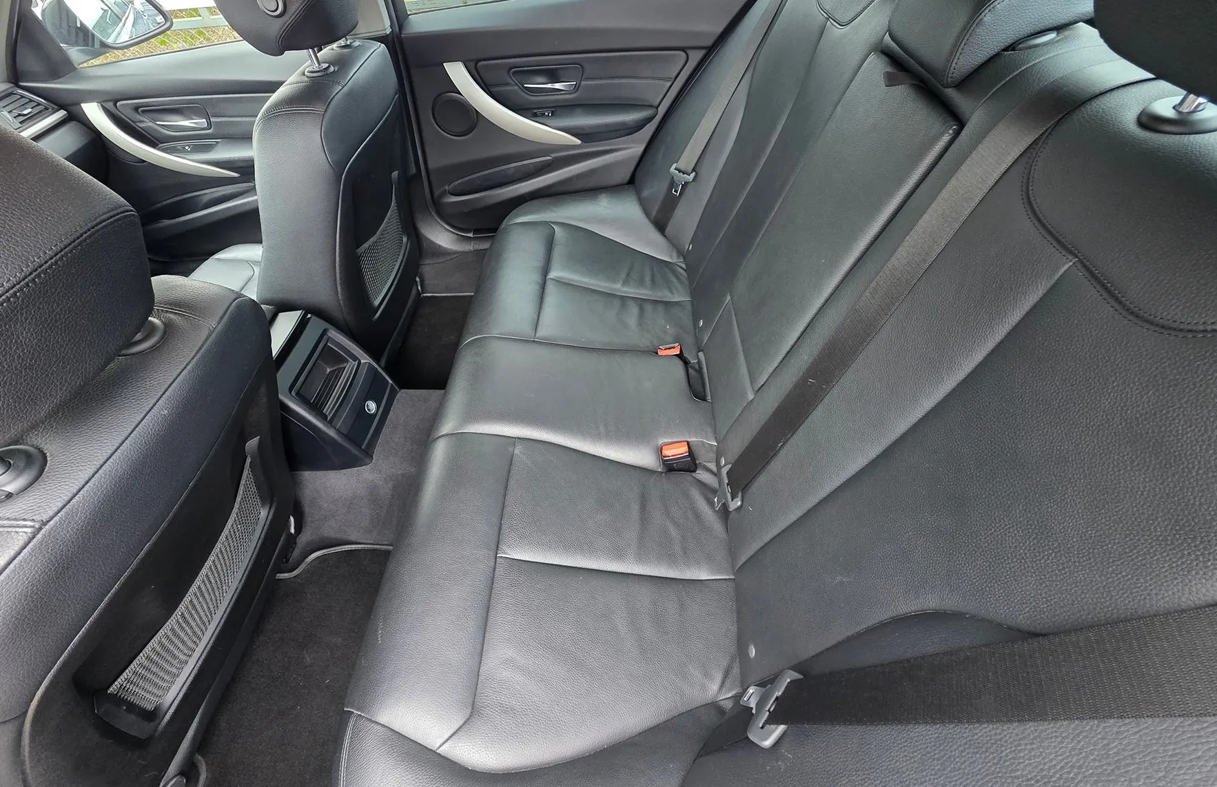 Zunanja slika - BMW Serija 3 - : 318D LIMUZINA FACELIFT LED-NAVI-AVTOMATIK-PDC - 13