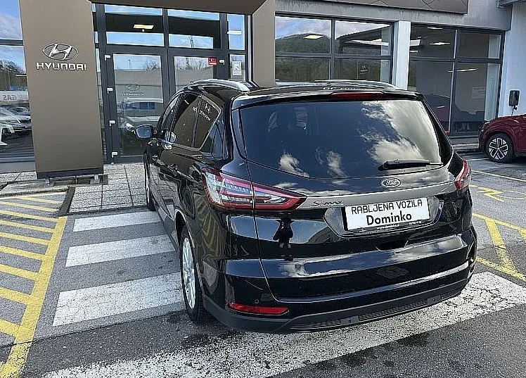Zunanja slika - Ford S-MAX - 2.0 TDCi 110 kW FWD Titanium Powershift - 4