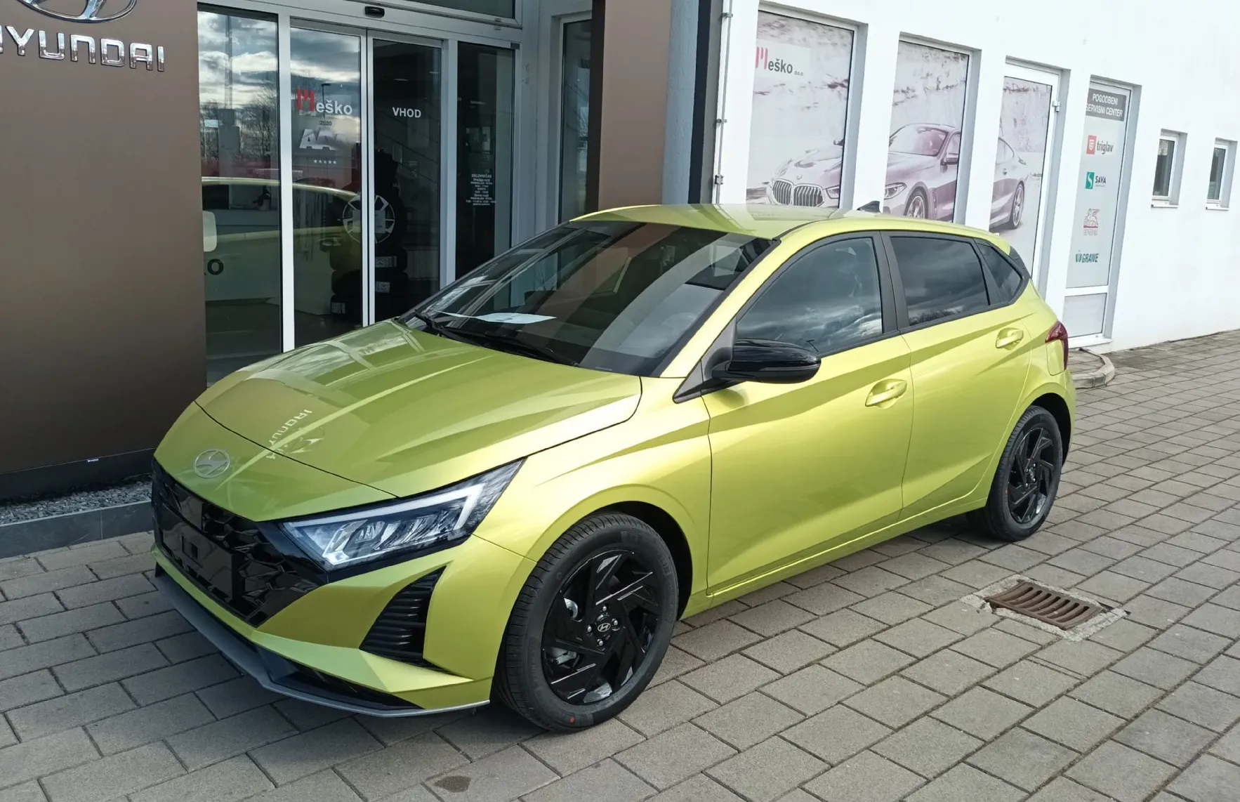 Zunanja slika - Hyundai i20 - 1.0 T-GDI 90 STYLE.BLACK LINE.WIN..RADAR.RG - 1