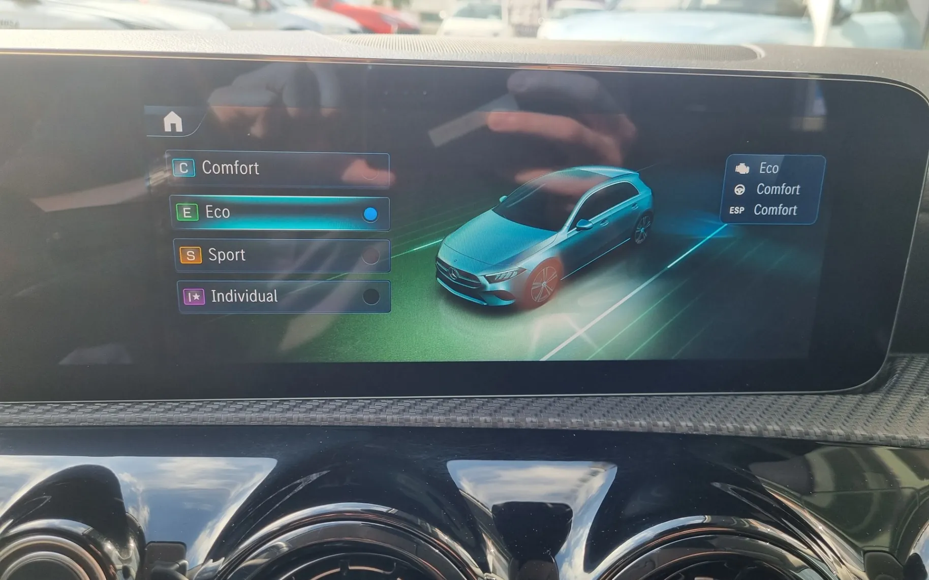 Zunanja slika - Mercedes-Benz A-Razred - A180 MHEV - AVTOMATIK-DAB-KAMERA-NAVIGACIJA - 14