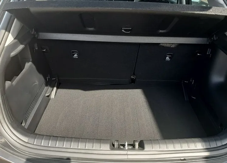 Zunanja slika - KIA Stonic - 1.2 DPI 57.9 kW  79 KM  LX Urban+ M T - 11