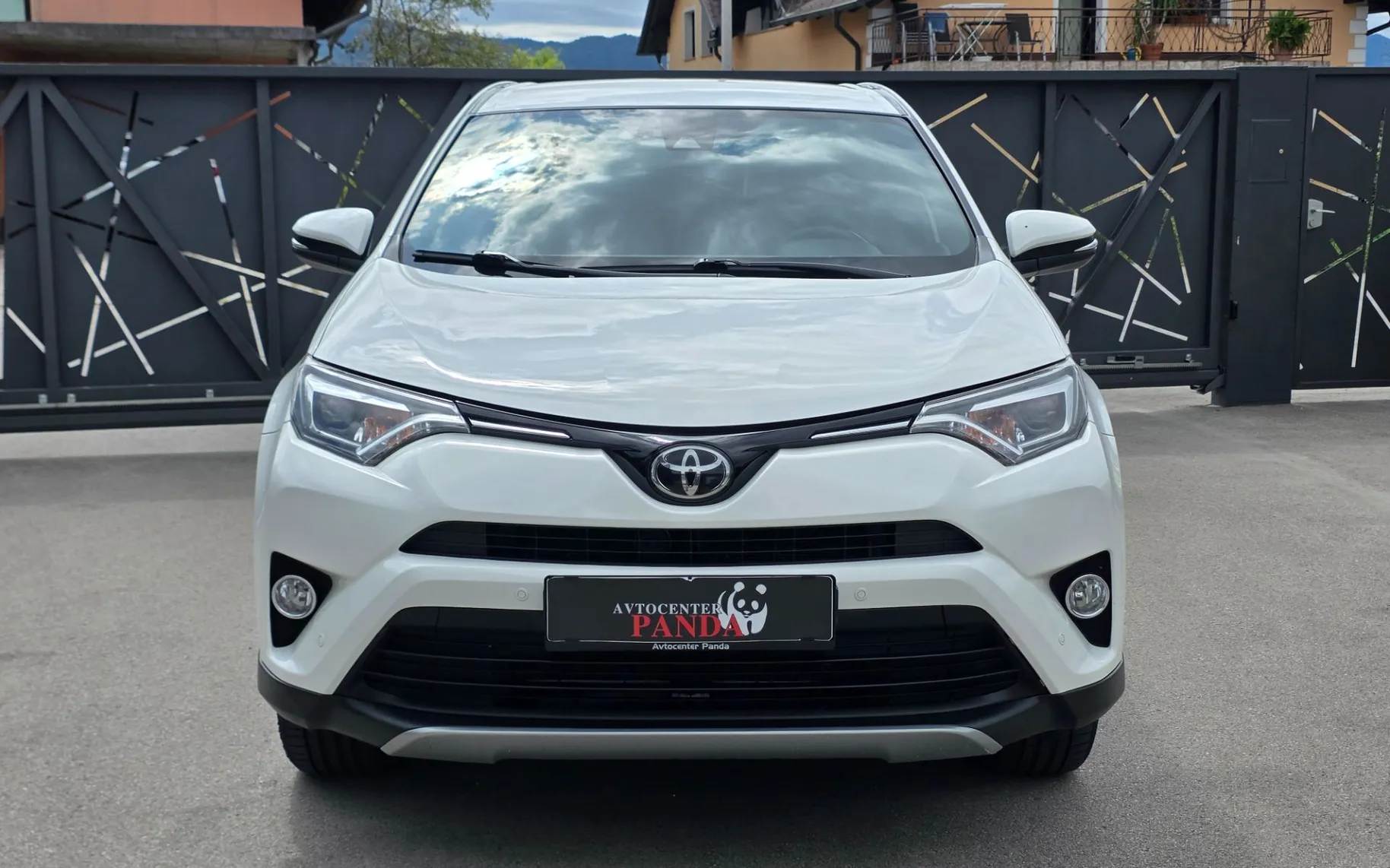 Zunanja slika - Toyota RAV4 - 2,0 D-4D Active - 7