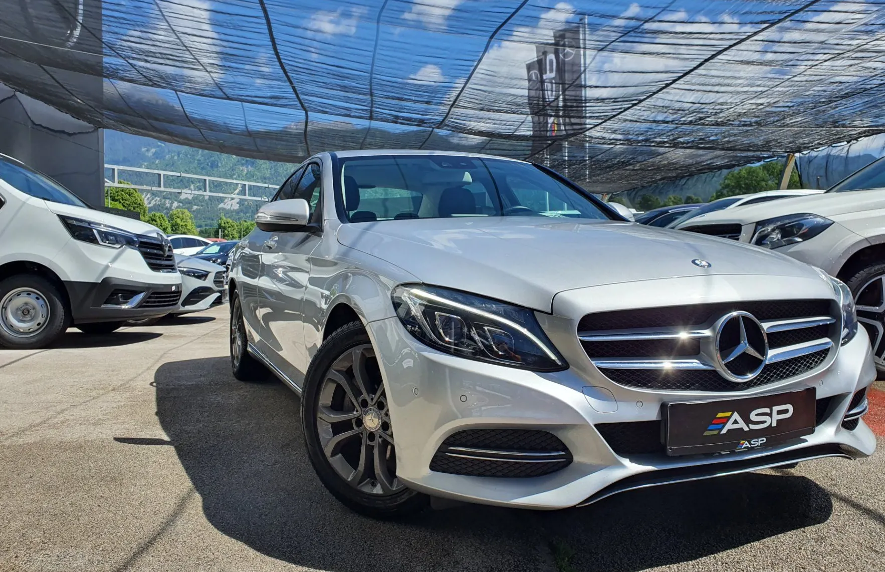 Zunanja slika - Mercedes-Benz C-Razred - C 200 d Avantgarde Aut. - 1