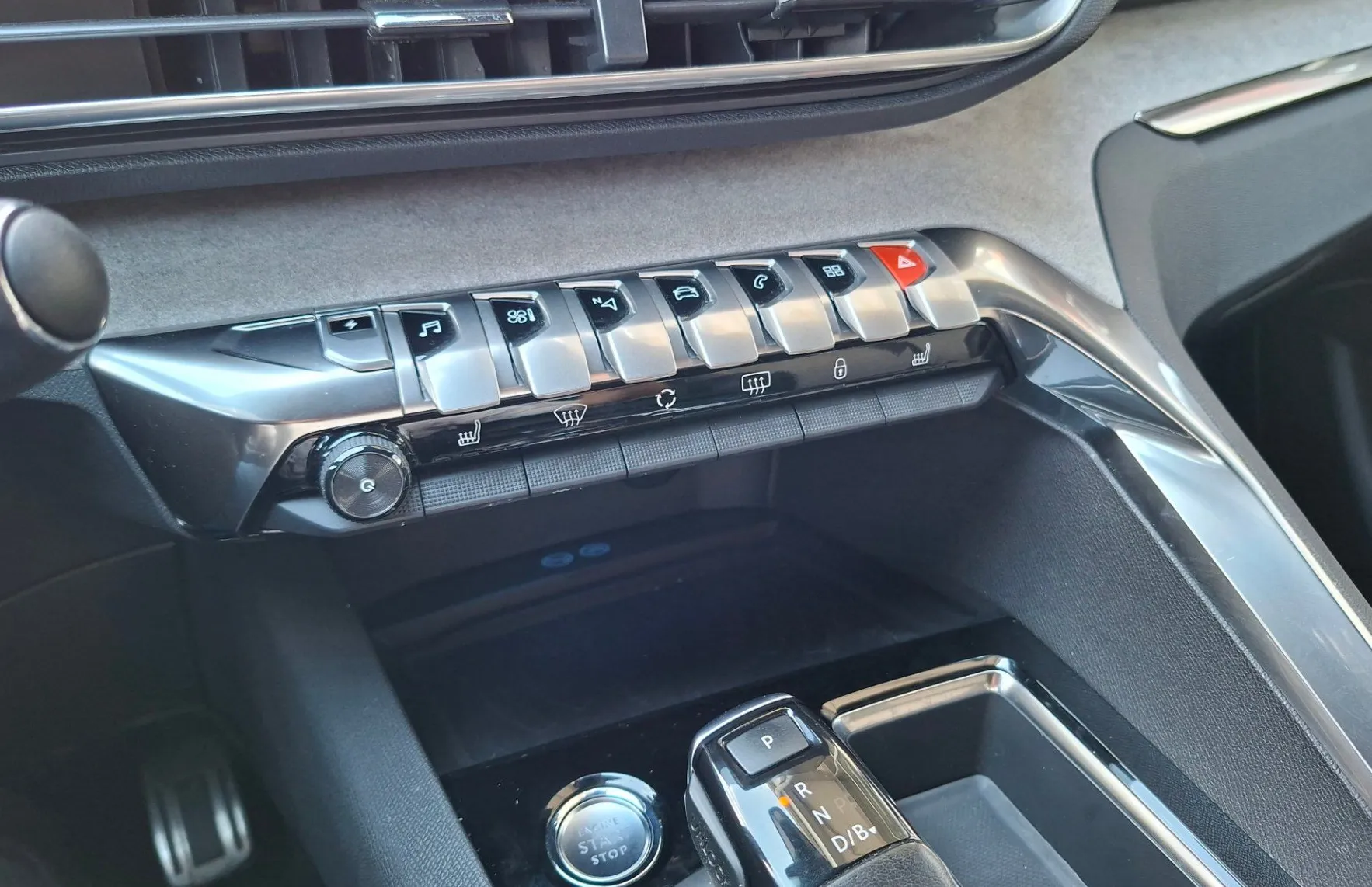 Zunanja slika - Peugeot 3008 - PHEV4 300 GT Avt. 4x4 - 14