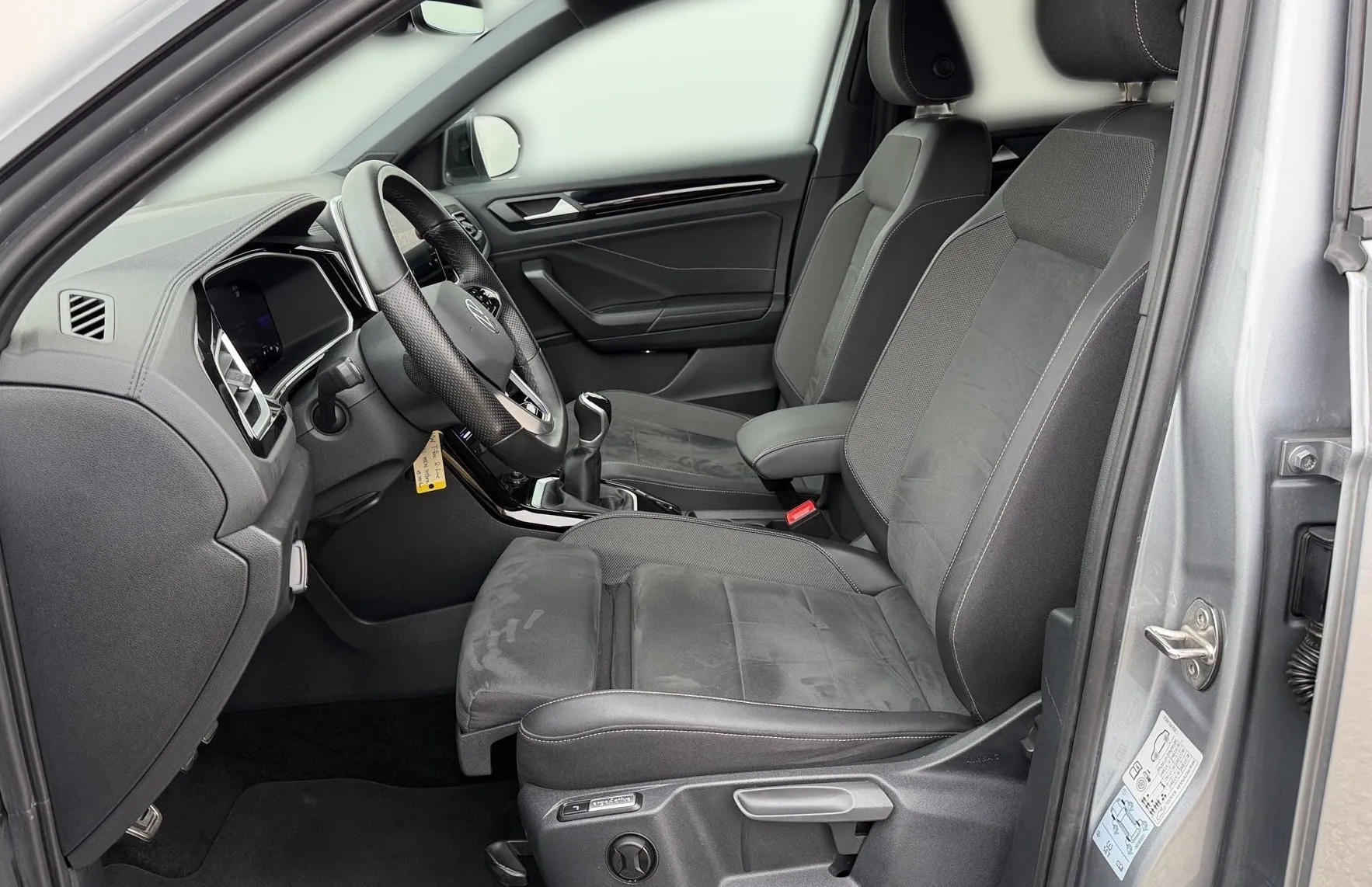 Zunanja slika - VW T-Roc - 1.0 TSI R-Line 85 KW-IQ Light-ACC-PDC-Vzvr.kamera - 7