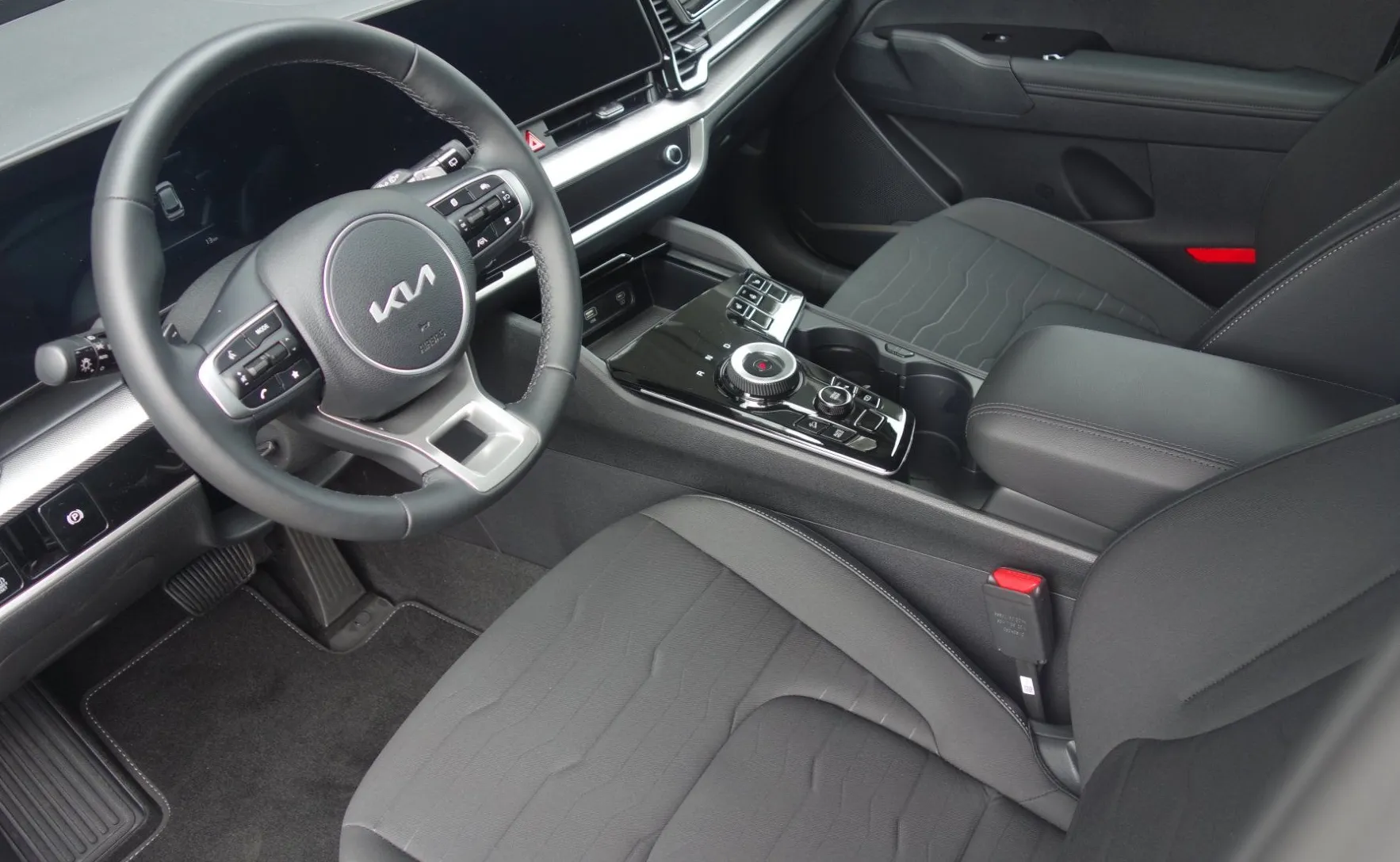 Zunanja slika - KIA Sportage - 2WD 1.6 T-GDI MHEV ISG DCT - 5