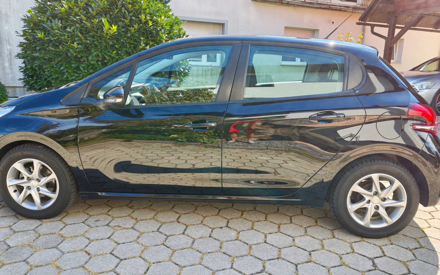 Zunanja slika - Peugeot - 208 1,2 PureTech 83 S&S Active - 9