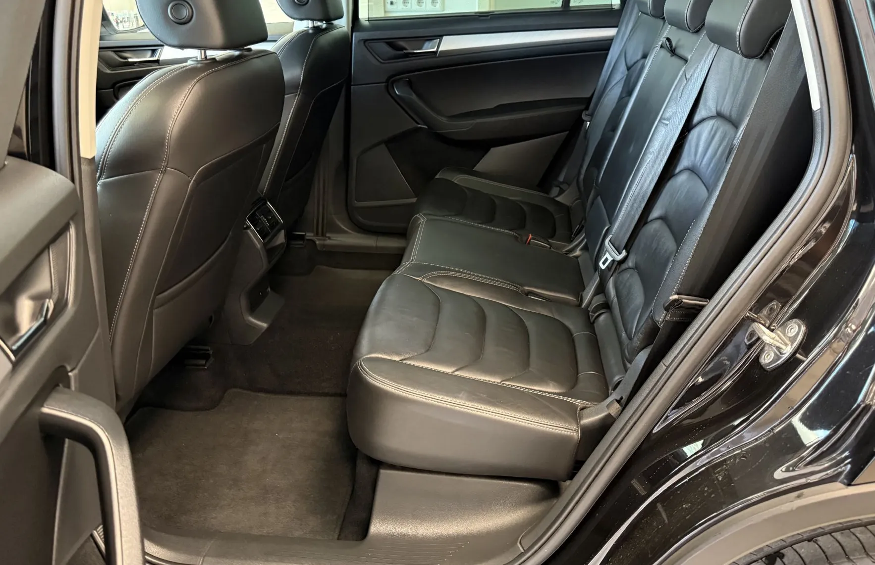 Zunanja slika - Škoda Kodiaq - 1.5 TSI ACT Style DSG-FULL LED-NAVI-KAMERA- - 14