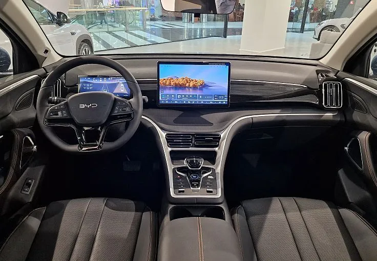 Zunanja slika - BYD Sealion 5 - DM-i DESIGN PHEV - skupni doseg 1016 km - 9