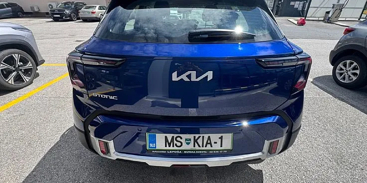 Zunanja slika - KIA Stonic - 1.0 T-GDi LX Life - 4