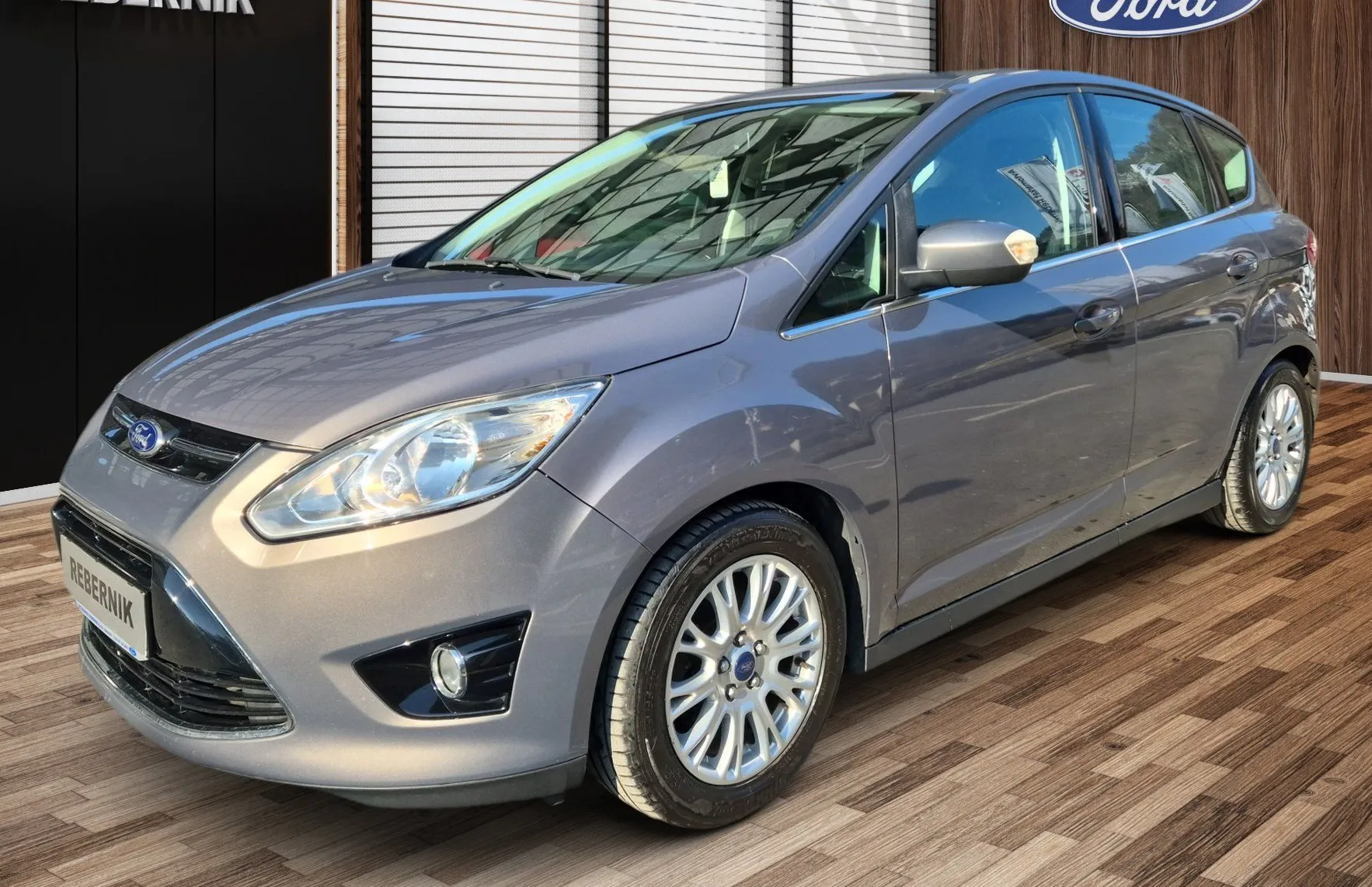 Zunanja slika - Ford C-MAX - TITANIUM 1.6 TDCi 116PS-SLO-2.LASTNIK-PDC-KLJUKA - 1