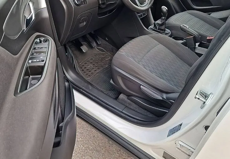 Zunanja slika - Opel Mokka - 1.7 CDTI S S ENJOY 4WD NOVE ZIMSKE PNEVMATIKE - 10