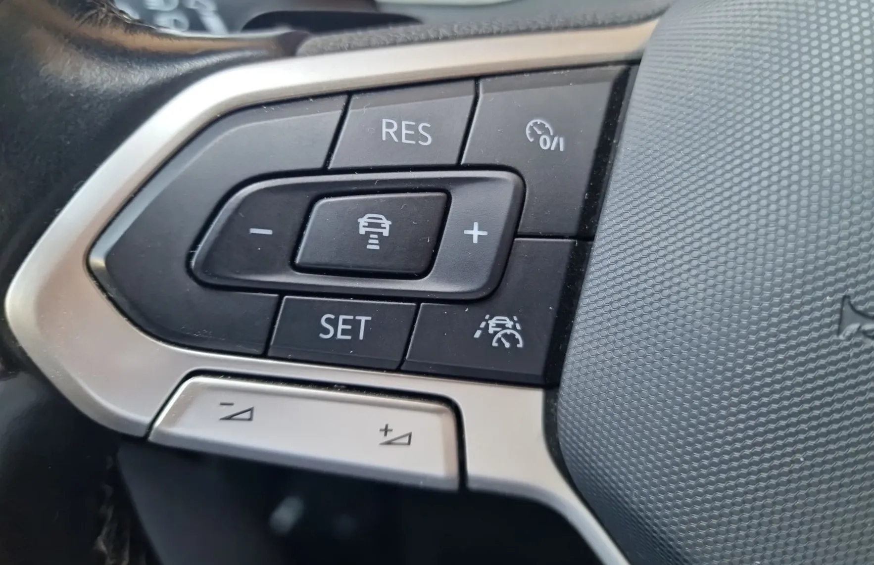 Zunanja slika - VW Passat - Variant 1.5 TSI BMT Elegance DSG - 13