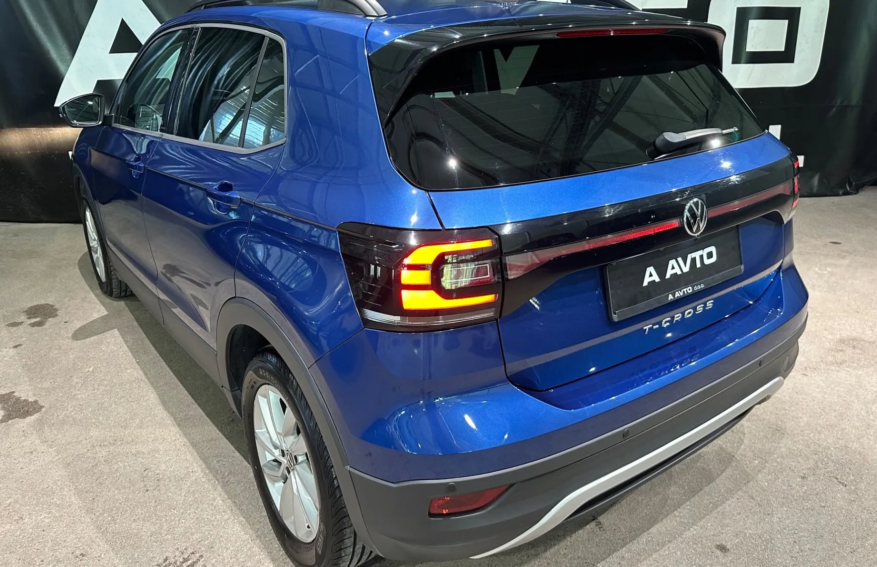 Zunanja slika - Volkswagen T-Cross - 1.5 TSI BMT Life DSG-NAVI-ACC-ALU-PDC... - 5