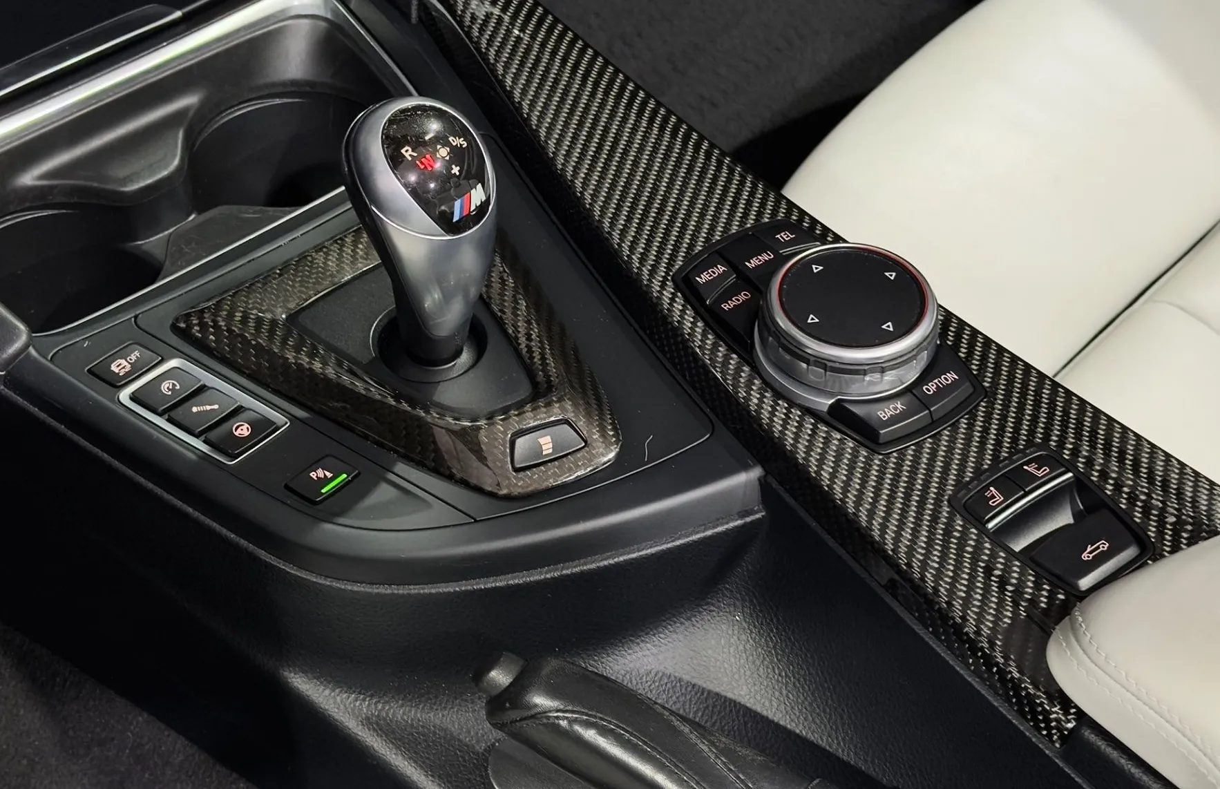 Zunanja slika - BMW M4 - Cabrio - KAMERA - H K - HEAD UP - GRET. SED. ... - 13