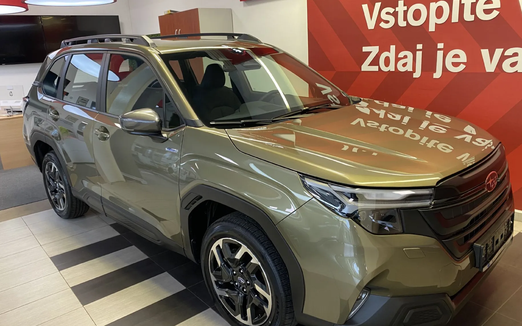 Zunanja slika - Subaru Forester - 2.0i 4WD CVT FREE - 2