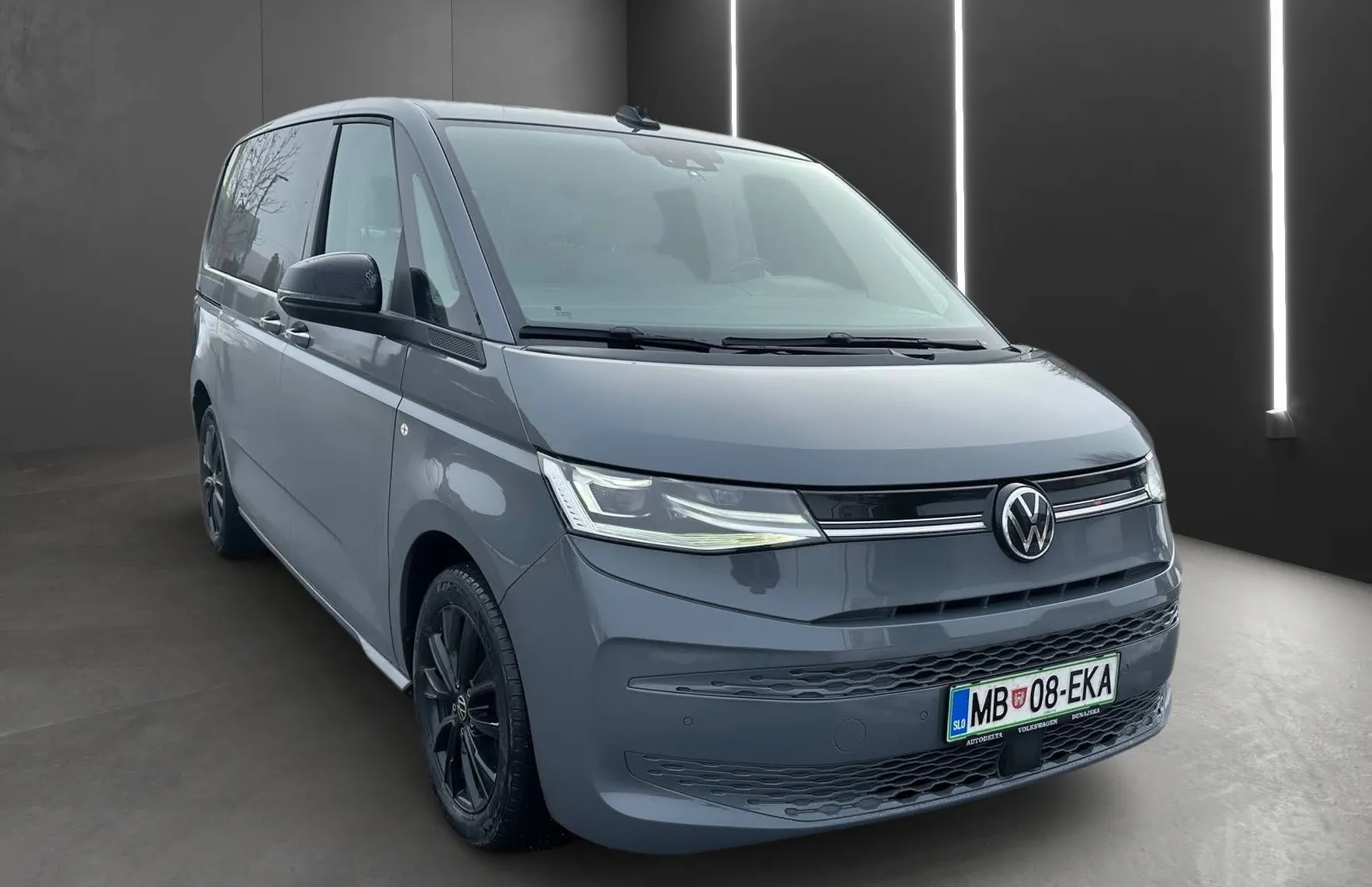 Zunanja slika - VW Multivan - 2.0 TDI AUT. FULL LED ACC LINE ASIST PDC NAVI - 11